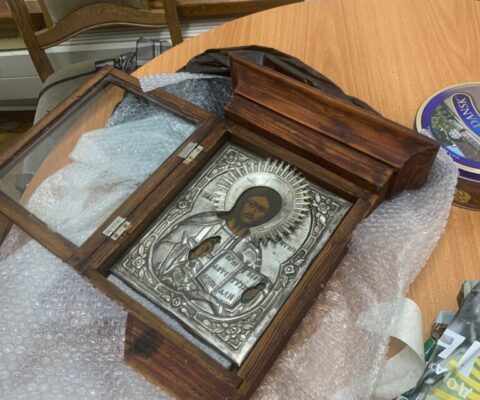 Восстановлена старинная икона «Господь Вседержитель»