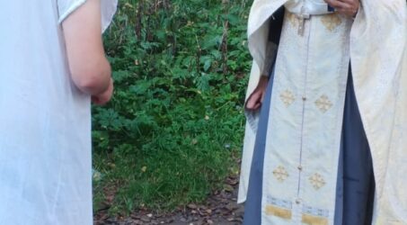 Иерей Алексей Дорохин совершил Таинство Крещения р.б. воина Иоанна на святом источнике