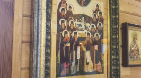 Нашему храму пожертвовали икону Собора Оптинских старцев