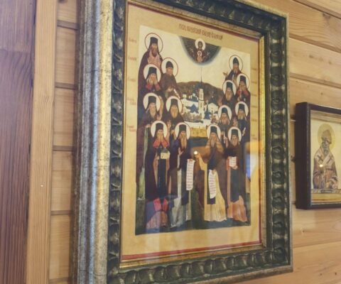 Нашему храму пожертвовали икону Собора Оптинских старцев